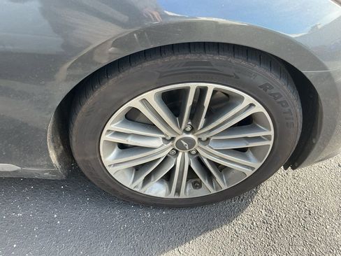 Used 2018 Genesis G80 3.8 w/ Option Group 02 image 11