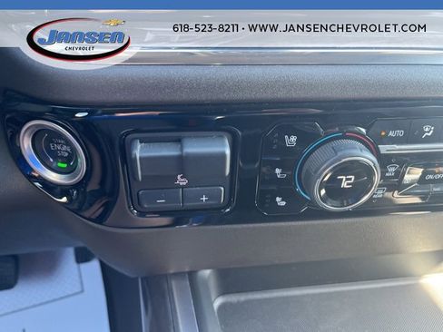 Used 2024 Chevrolet Silverado 2500 LTZ w/ LTZ Premium Package image 31