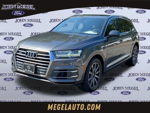 Used 2018 Audi Q7 3.0T Premium Plus w/ Premium Plus Package AWD/4WD image 1