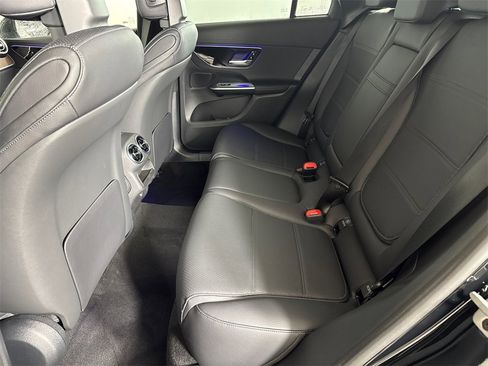 Certified 2025 Mercedes-Benz GLC 300 4MATIC image 21