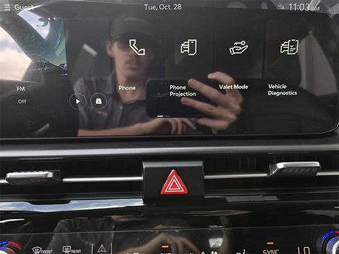 New 2026 Kia Sportage EX image 12