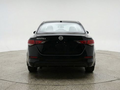 Used 2025 Nissan Sentra S FWD image 7