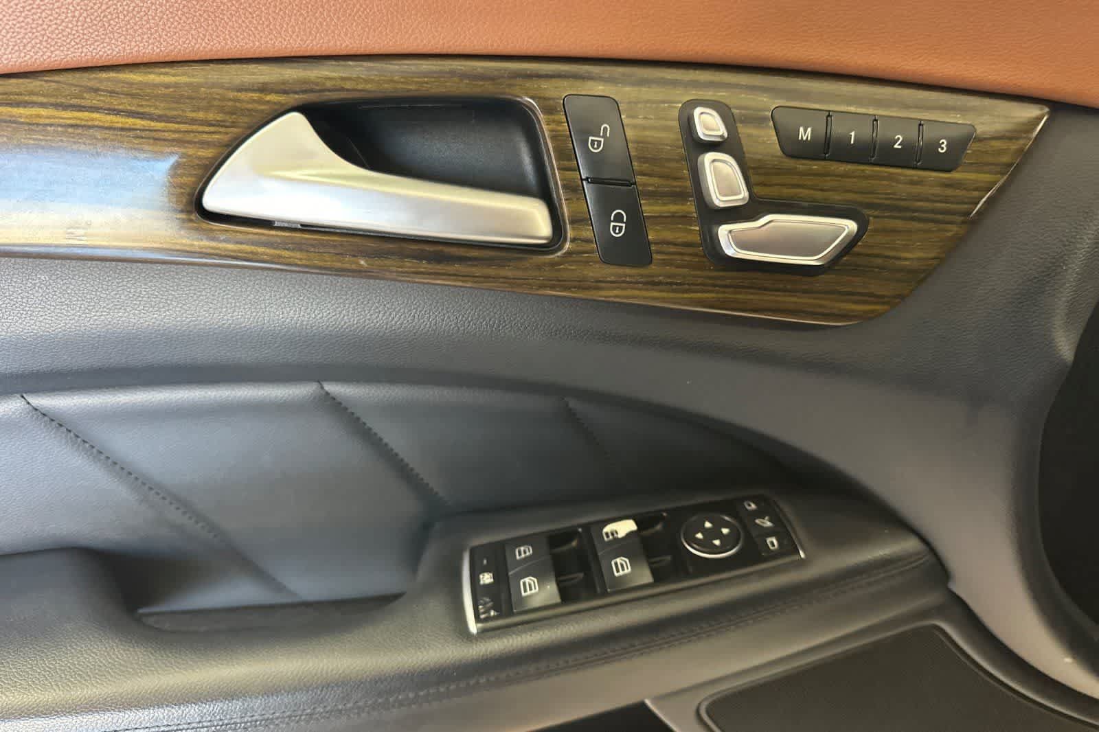 Used 2015 Mercedes-Benz CLS 400 image 13