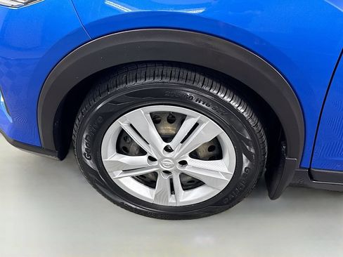 Certified 2023 Nissan Kicks S FWD image 32