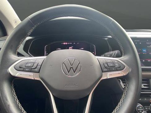 Used 2022 Volkswagen Taos SEL AWD/4WD image 15