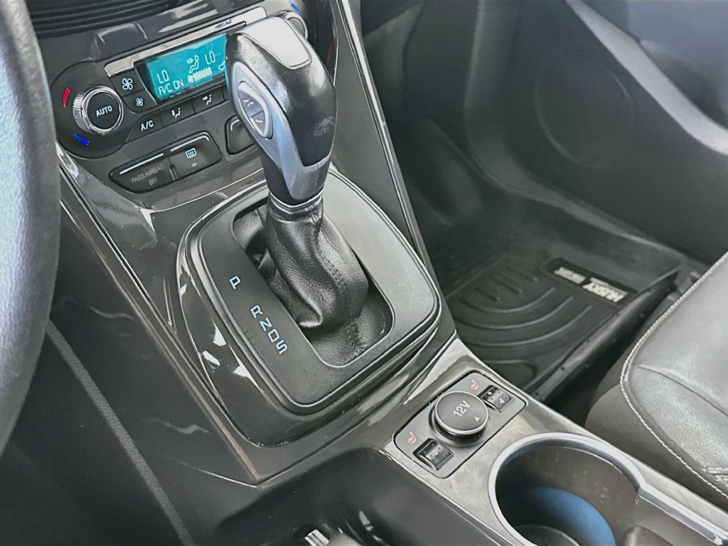Used 2014 Ford Escape Titanium AWD/4WD image 16