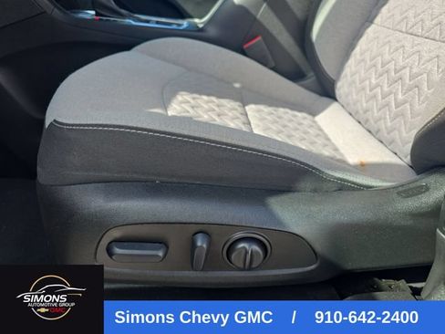 Used 2022 Chevrolet Equinox LT FWD image 15