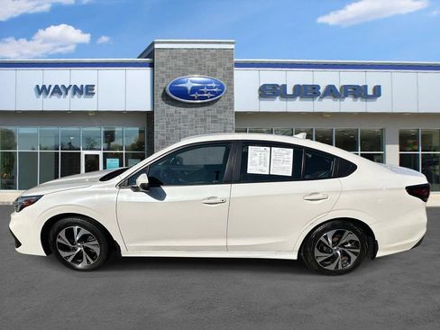 Used 2024 Subaru Legacy Premium AWD/4WD image 5