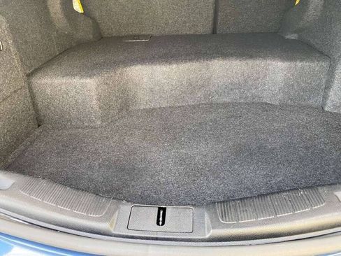 Used 2019 Ford Fusion SE image 32