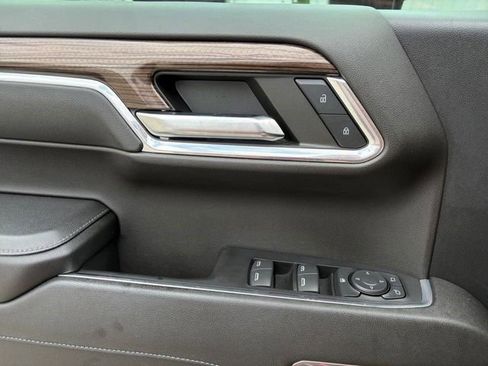 Certified 2024 Chevrolet Silverado 1500 LT RWD image 4