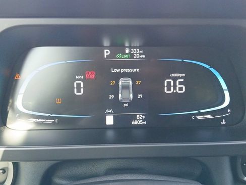 Certified 2025 Hyundai Elantra Sport FWD image 19