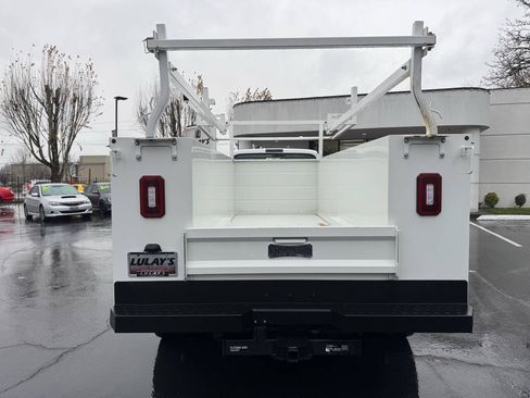 Used 2007 Ford F450 2WD Regular Cab Super Duty image 4