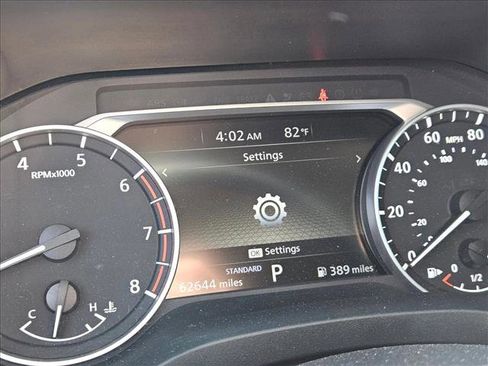 Used 2024 Nissan Rogue S FWD image 13