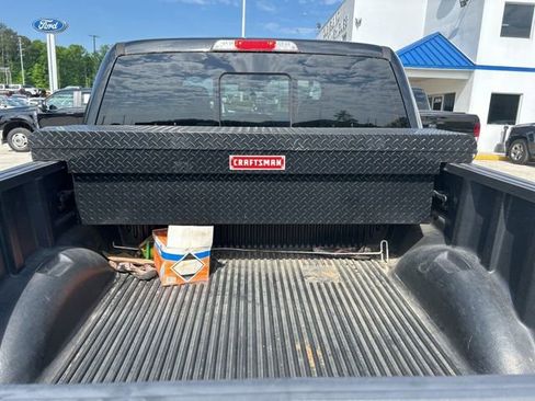 Used 2015 Ford F150 Lariat w/ Equipment Group 502A Luxury AWD/4WD image 8