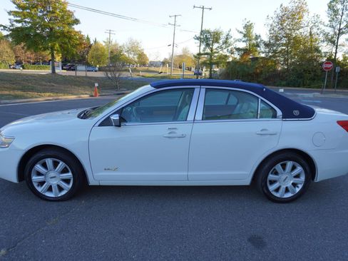 Used 2008 Lincoln MKZ image 4