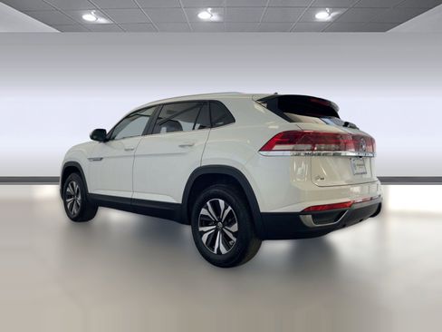 New 2026 Volkswagen Atlas Cross Sport SE image 3
