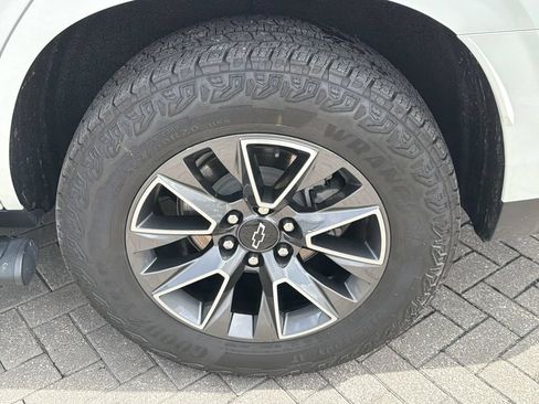 Certified 2023 Chevrolet Tahoe Z71 AWD/4WD image 33