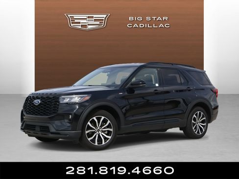 Used 2025 Ford Explorer ST-Line image 1