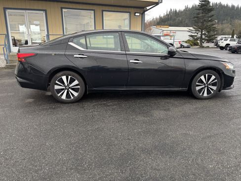 Used 2021 Nissan Altima 2.5 SV image 8