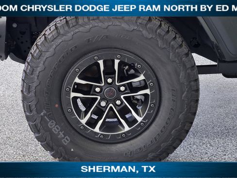 New 2025 Jeep Wrangler Rubicon w/ Xtreme 35 Tire Package image 7
