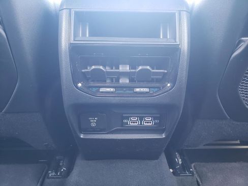 New 2025 Jeep Grand Cherokee Laredo w/ Luxury Tech Group I image 13