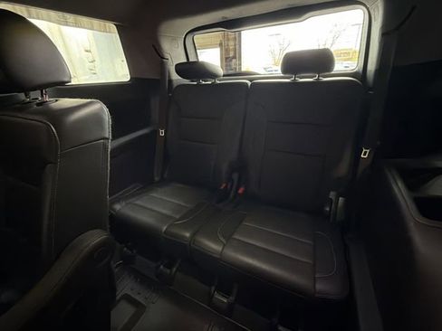 Certified 2021 GMC Acadia SLT w/ Elevation Edition FWD image 25