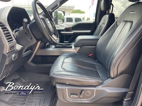 Used 2017 Ford F250 Platinum w/ FX4 Off-Road Package AWD/4WD image 10