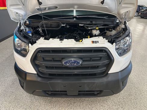 Used 2020 Ford Transit 250 Medium Roof image 19