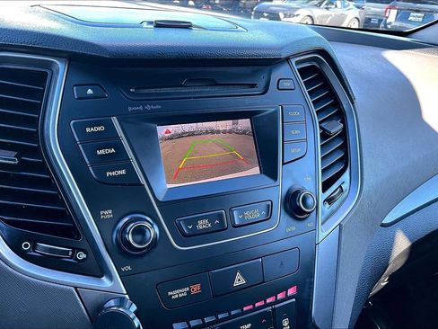 Used 2016 Hyundai Santa Fe AWD w/ Option Group 02 image 21