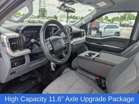 Used 2024 Ford F250 XL AWD/4WD image 11