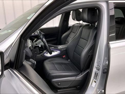 Used 2021 Mercedes-Benz GLS 450 4MATIC image 8