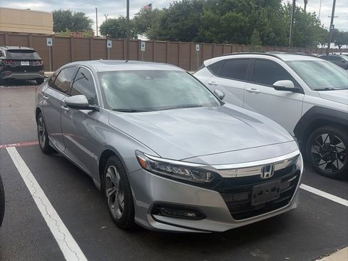 Used 2019 Honda Accord EX image 3