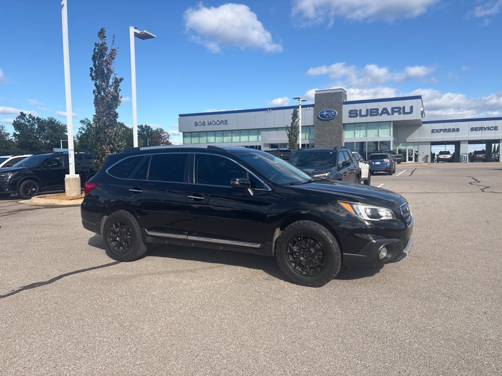 Used 2017 Subaru Outback 3.6R Touring w/ Popular Package #5A AWD/4WD image 1