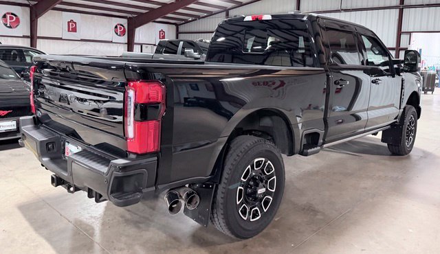 Used 2025 Ford F350 Platinum AWD/4WD image 3