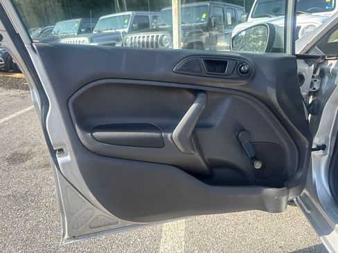 Used 2019 Ford Fiesta S FWD image 21