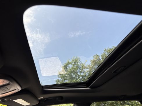 Used 2024 Dodge Durango GT image 28