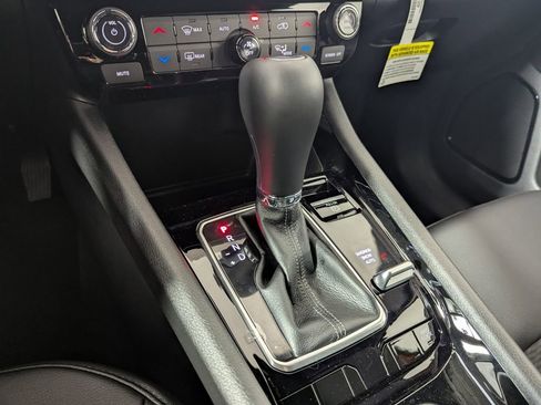 New 2026 Jeep Compass Latitude image 23