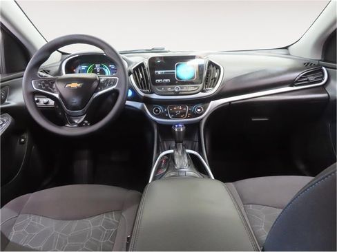Used 2018 Chevrolet Volt LT image 8