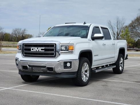 Used 2015 GMC Sierra 1500 SLT w/ SLT Crew Cab Value Package image 3