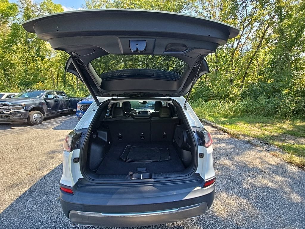 Used 2022 Jeep Cherokee Limited AWD/4WD image 25