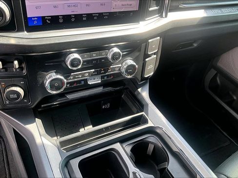 Used 2024 Ford F250 Lariat w/ Lariat Ultimate Package AWD/4WD image 25