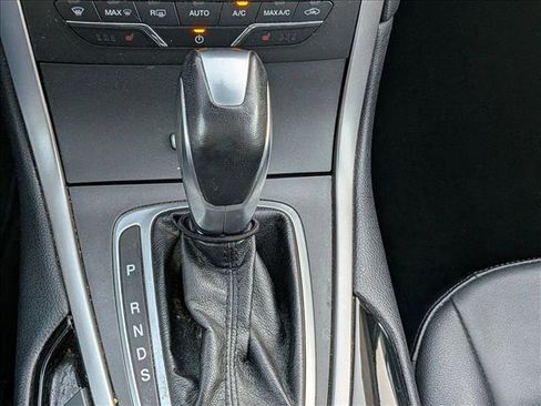 Used 2017 Ford Edge SEL w/ Equipment Group 201A image 12