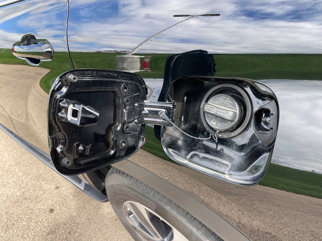 Used 2023 Toyota Highlander XLE AWD/4WD image 48