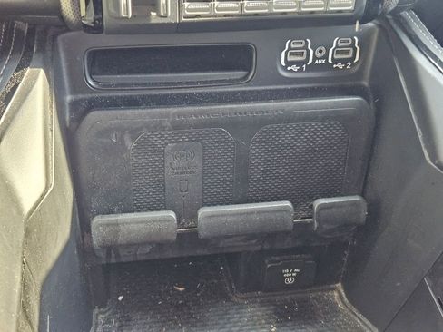 Used 2023 RAM 3500 Limited image 36