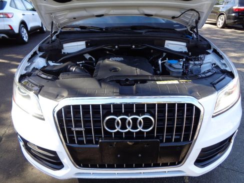 Used 2016 Audi Q5 2.0T Premium Plus w/ Technology Package image 24