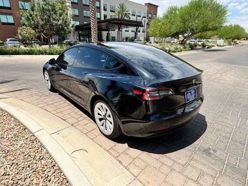 Used 2021 Tesla Model 3 Long Range AWD/4WD image 4