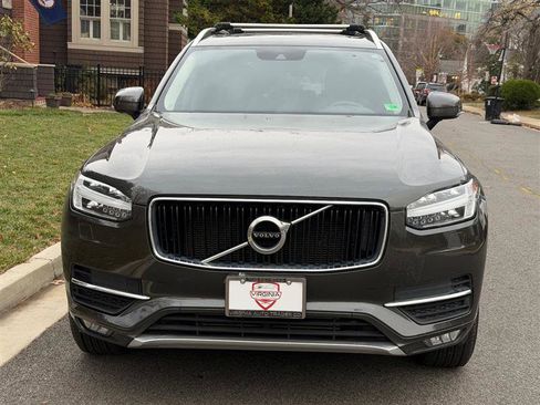 Used 2018 Volvo XC90 T5 Momentum w/ Momentum Plus Package image 3