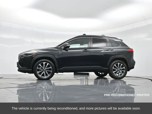 Used 2023 Toyota Corolla Cross XLE w/ Convenience Package image 51