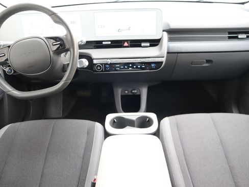 Used 2024 Hyundai Ioniq 5 SEL image 29