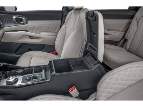 Used 2025 Kia Sorento SX Prestige AWD/4WD image 16